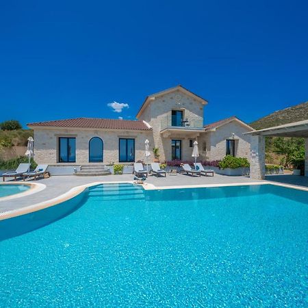 Vila Kaminia Blu Ratzaklíon Exteriér fotografie