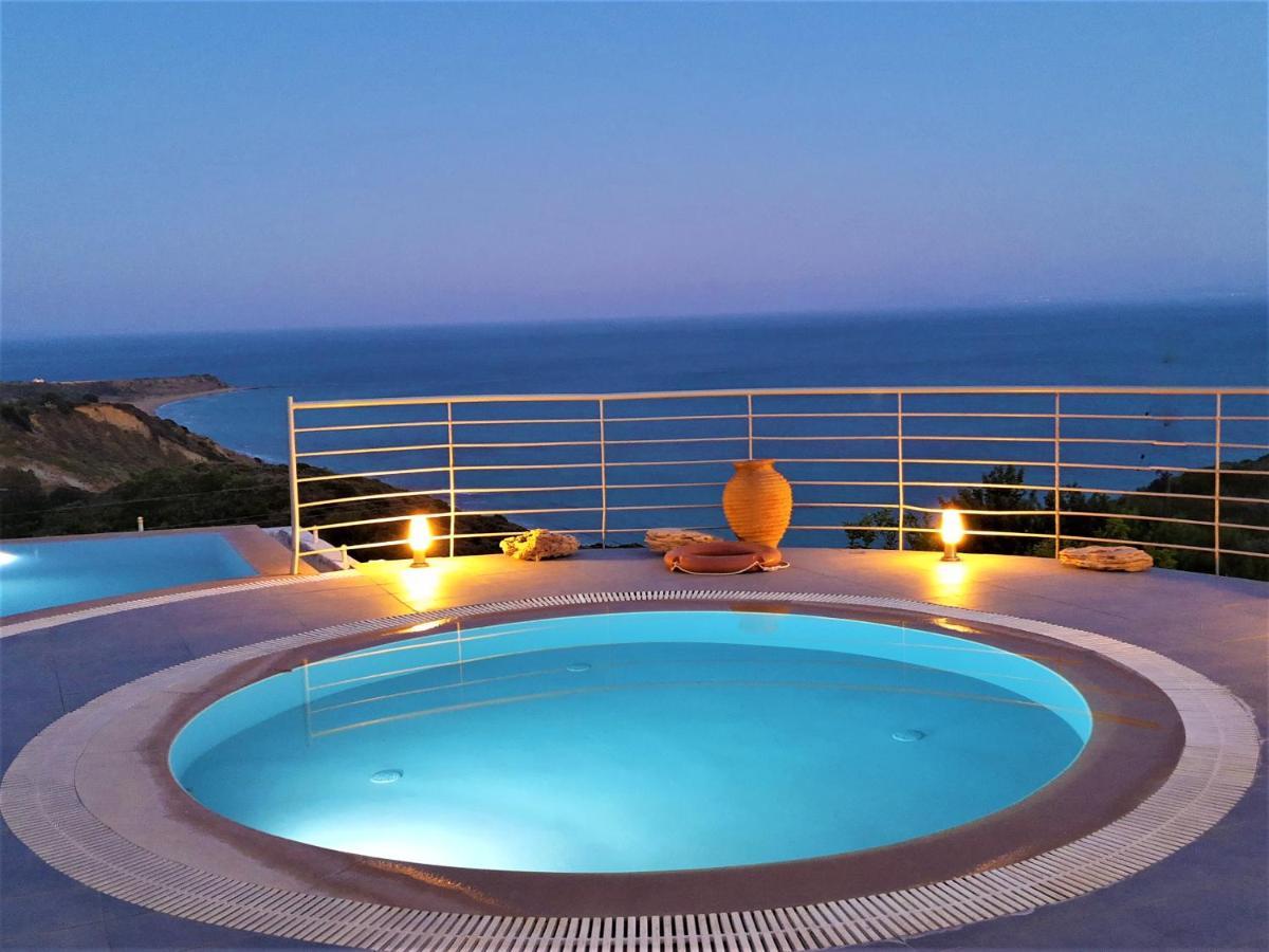 Vila Kaminia Blu Ratzaklíon Exteriér fotografie