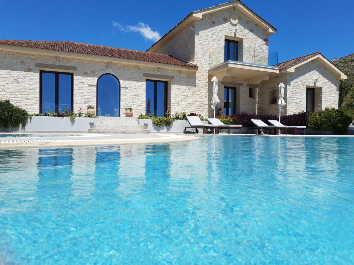 Vila Kaminia Blu Ratzaklíon Exteriér fotografie
